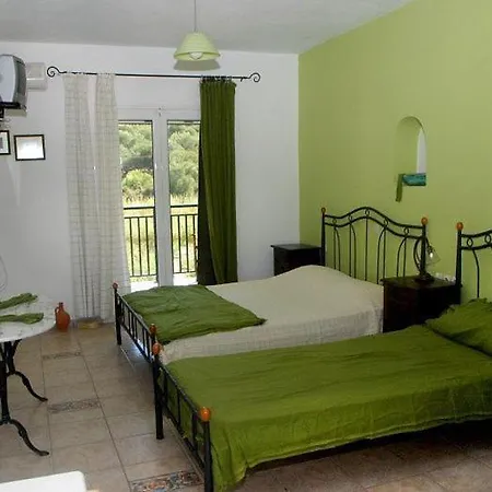 Pansion Porto Tsi Ostrias