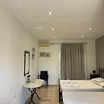 波尔图茨奥斯特里亚斯旅馆 Keri