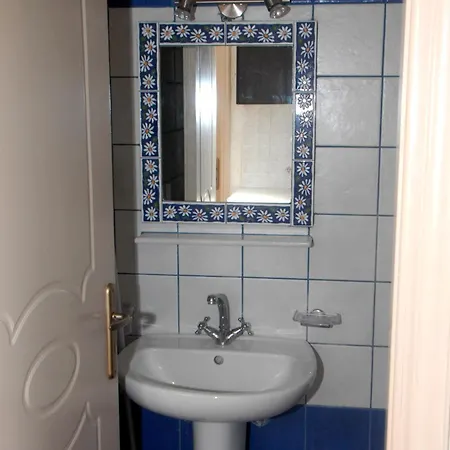 Aparthotel Pansion Porto Tsi Ostrias Keri