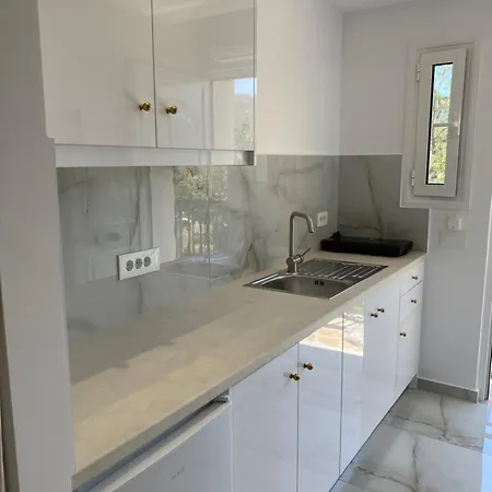 Pansion Porto Tsi Ostrias Keri