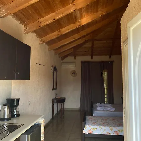 Pansion Porto Tsi Ostrias 3*