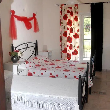 Aparthotel Pansion Porto Tsi Ostrias