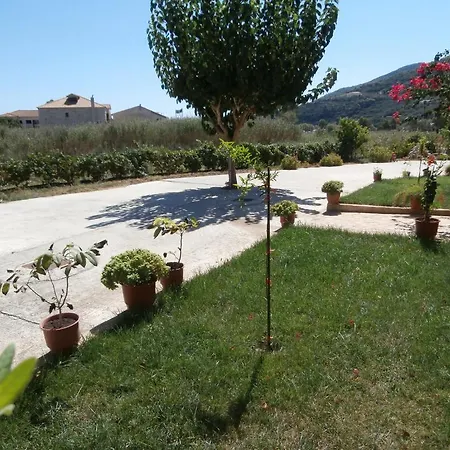 Pansion Porto Tsi Ostrias Aparthotel 3*