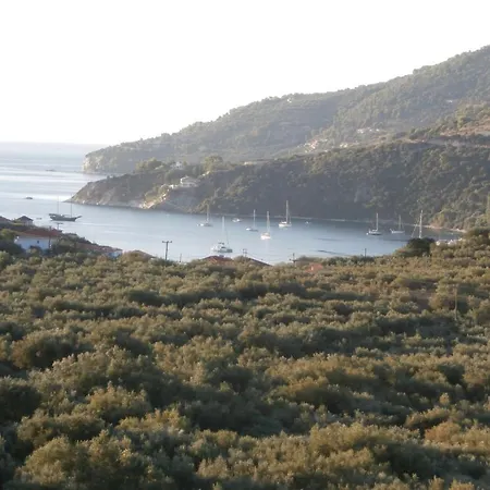 Pansion Porto Tsi Ostrias 3*