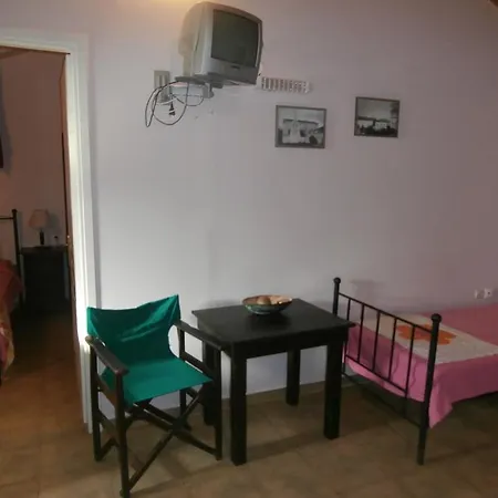 Pansion Porto Tsi Ostrias Keri