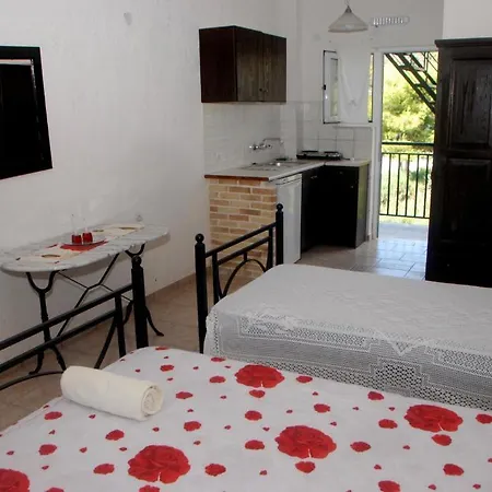 Pansion Porto Tsi Ostrias 3*